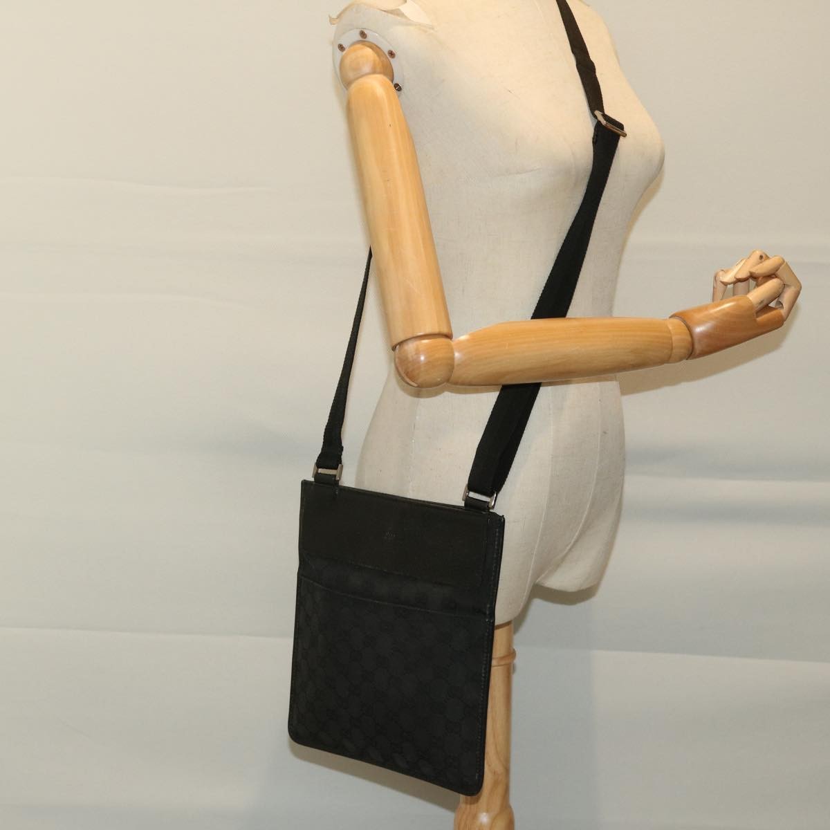 Gucci Vintage Flat Messenger Bag GG Canvas and Leather, BLACK, CANVAS, Crossbody bag