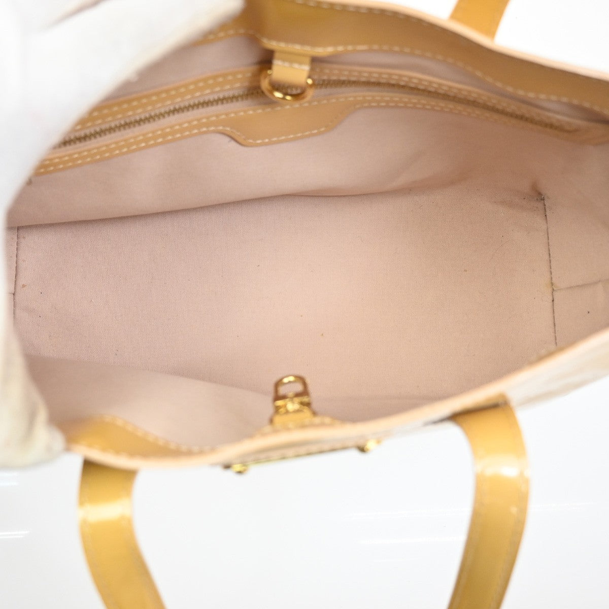 Louis Vuitton Wilshire Handbag Monogram Vernis, BEIGE, PATENT_LEATHER, Handbag