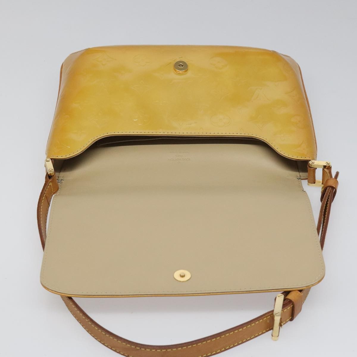 Louis Vuitton Thompson Street Handbag Monogram Vernis, BEIGE, PATENT_LEATHER, Handbag