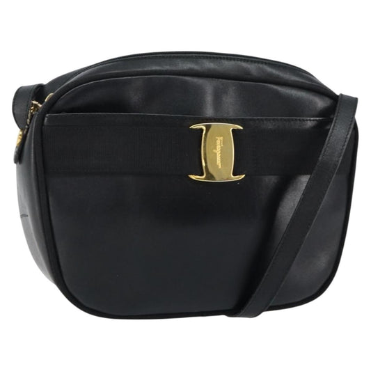 Salvatore Ferragamo Vala Shoulder Bag Leather, BLACK, LEATHER, Shoulder bag