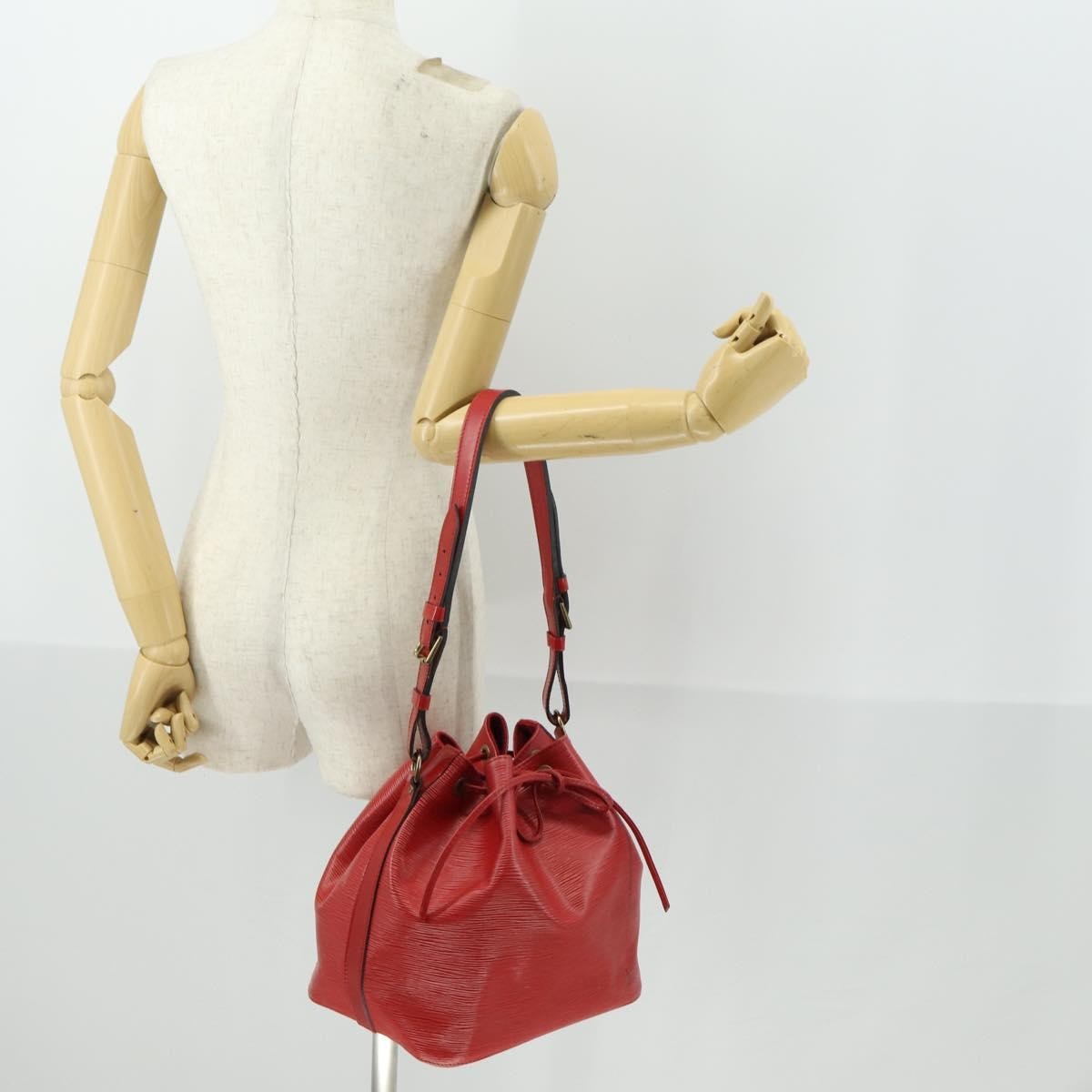 Louis Vuitton Noe Handbag Epi Leather, RED, LEATHER, Shoulder bag