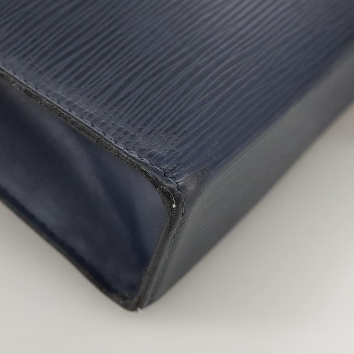 Louis Vuitton Toiletry Pouch Epi Leather, NAVY, LEATHER, Toiletry Case