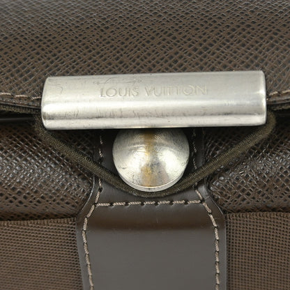 Louis Vuitton Viktor Messenger Bag Taiga Leather, BROWN, LEATHER, Shoulder bag