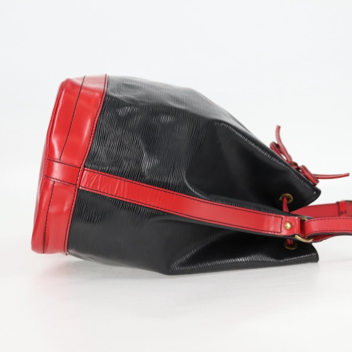 Louis Vuitton Noe Handbag Epi Leather, BLACK, LEATHER, Shoulder bag