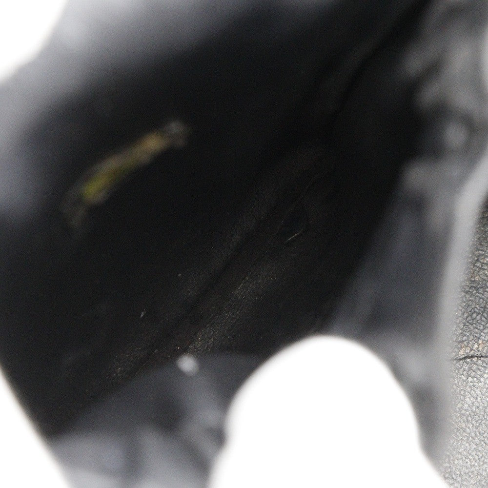 Chanel Vintage Timeless Cosmetic Case Caviar, BLACK, LEATHER, Toiletry Case