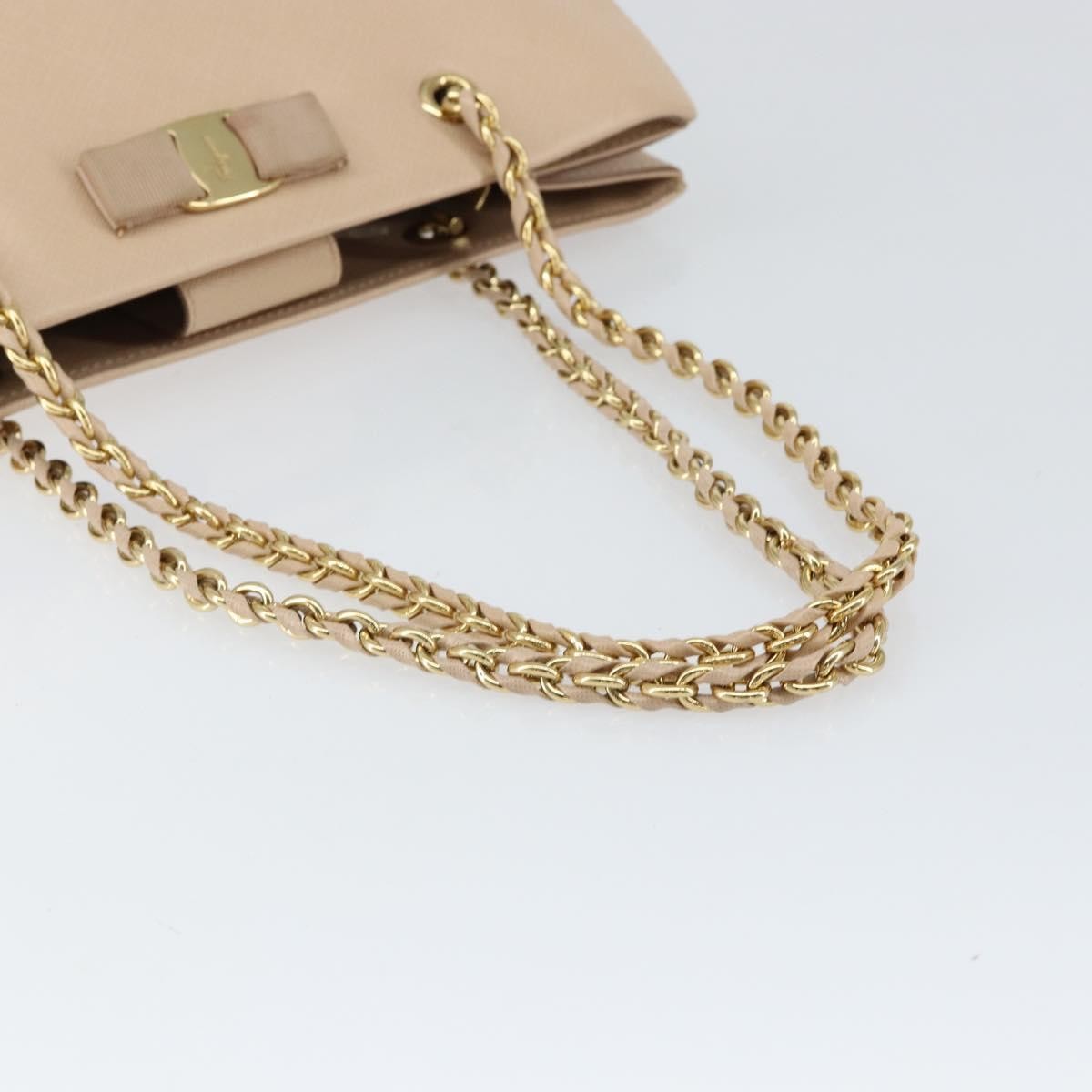 Salvatore Ferragamo Vala Shoulder Bag Leather, BEIGE, LEATHER, Shoulder bag