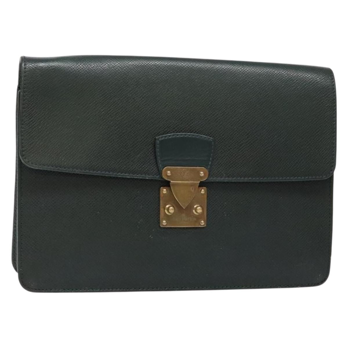 Louis Vuitton Kourad Pouch Taiga, GREEN, LEATHER, Clutche & pouche