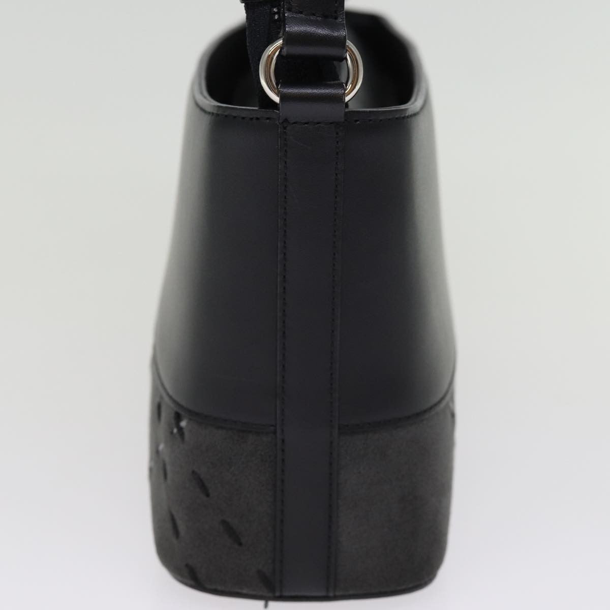 Burberry Vintage Shoulder Bag Leather, BLACK, LEATHER, Shoulder bag