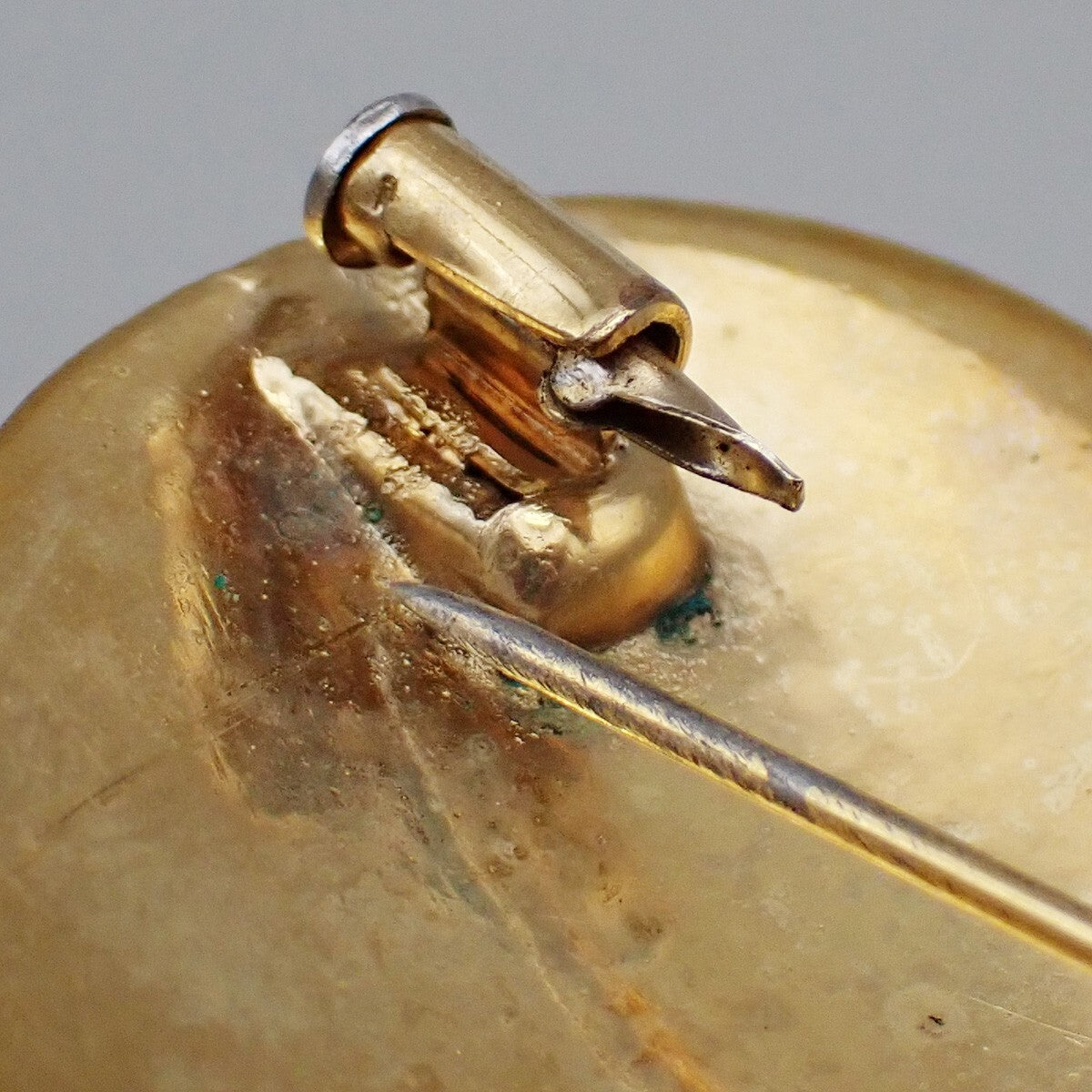 Chanel Vintage CC Heart Brooch Metal, GOLD, GOLD_PLATED, Brooch