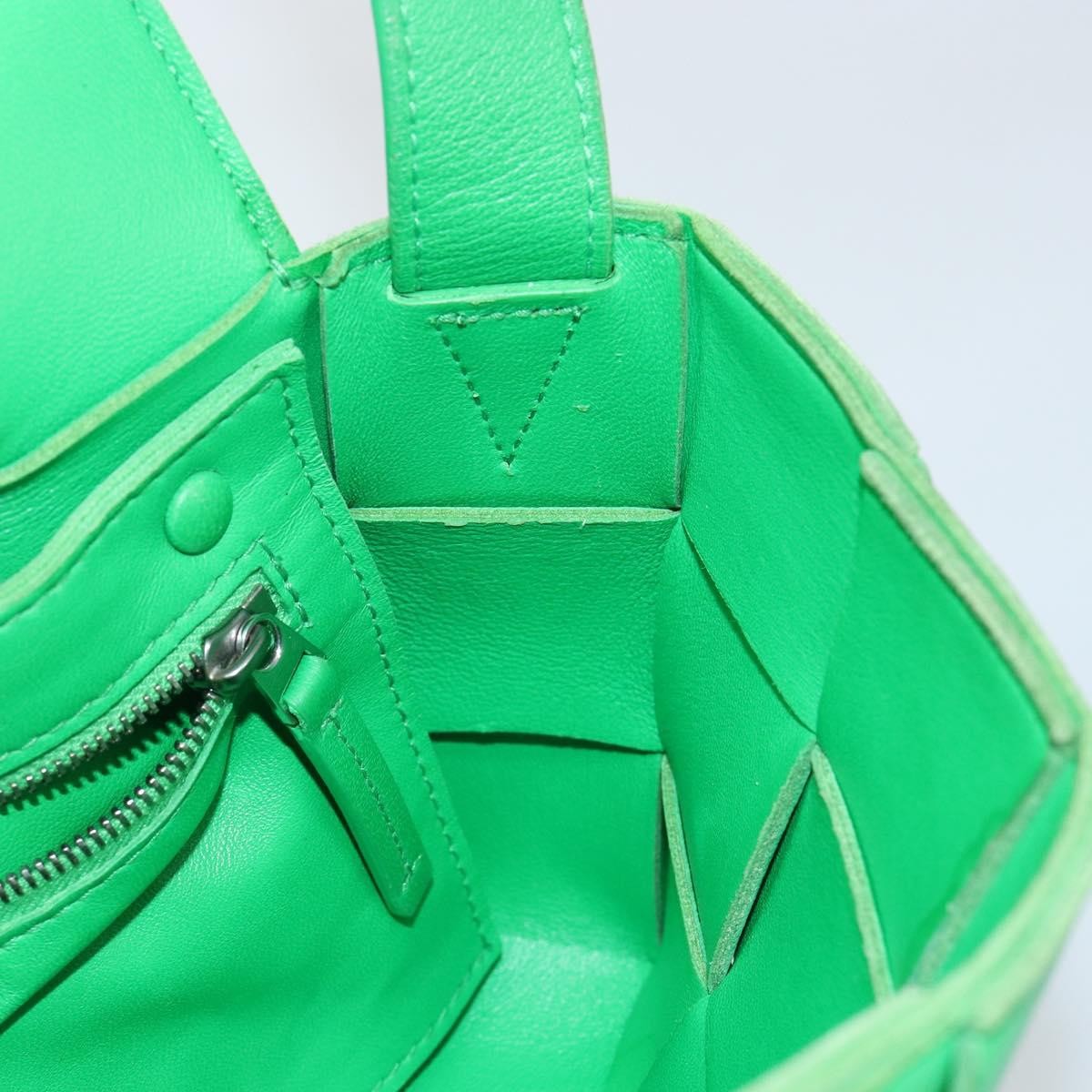 Bottega Veneta Cassette Crossbody Bag Maxi Intrecciato Leather, GREEN, LEATHER, Crossbody bag