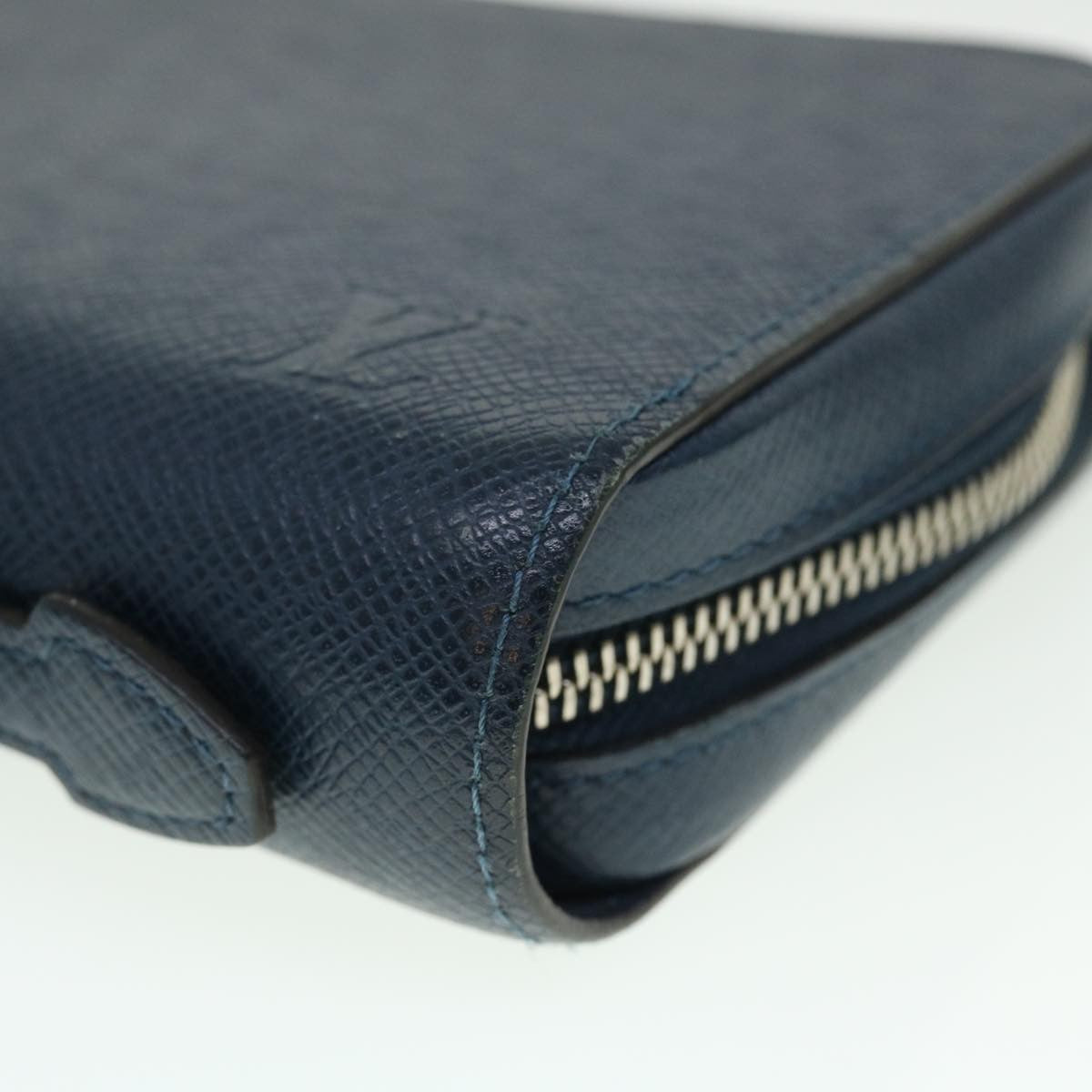 Louis Vuitton Zippy XL Taiga Leather, Navy, Leather, Wallet