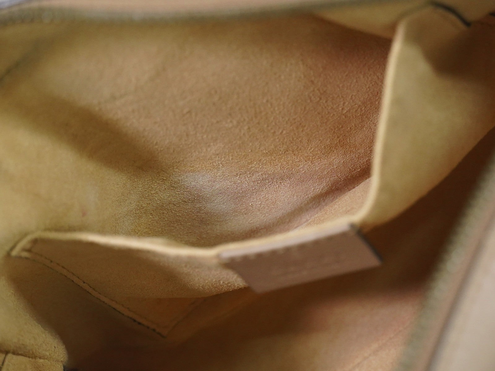 Gucci GG Marmont Shoulder Bag Matelasse Leather, BEIGE, LEATHER, Shoulder bag