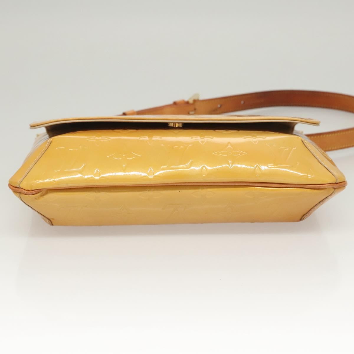 Louis Vuitton Thompson Street Handbag Monogram Vernis, BEIGE, PATENT_LEATHER, Handbag