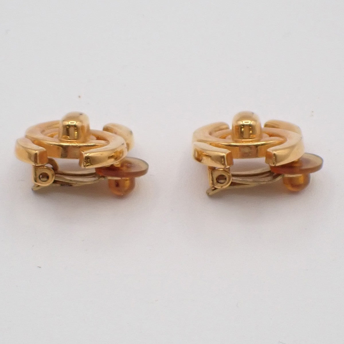 Chanel CC Button Clip-On Earrings Metal, Gold, Gold Plated, Earrings