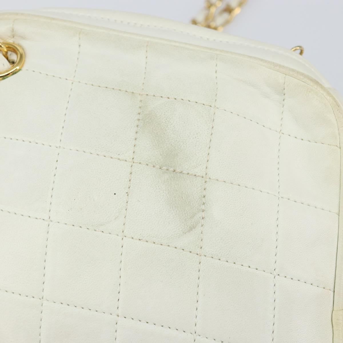 Chanel Vintage Diamond Tassel Crossbody Quilted Lambskin, WHITE, LEATHER, Clutche & pouche