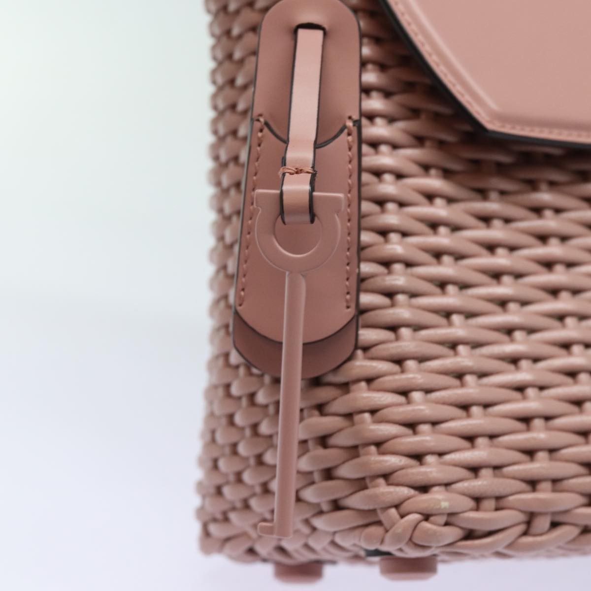 Salvatore Ferragamo Boxyz Top Handle Bag Woven Leather, PINK, LEATHER, Shoulder bag