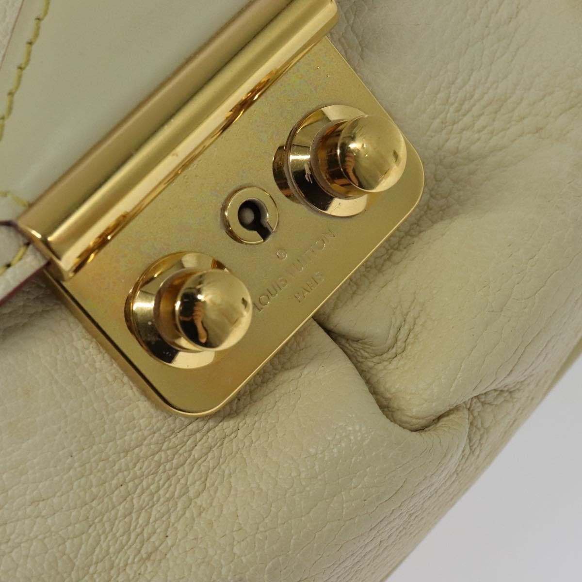 Louis Vuitton Suhali L'Essentiel Handbag Leather, WHITE, LEATHER, Shoulder bag