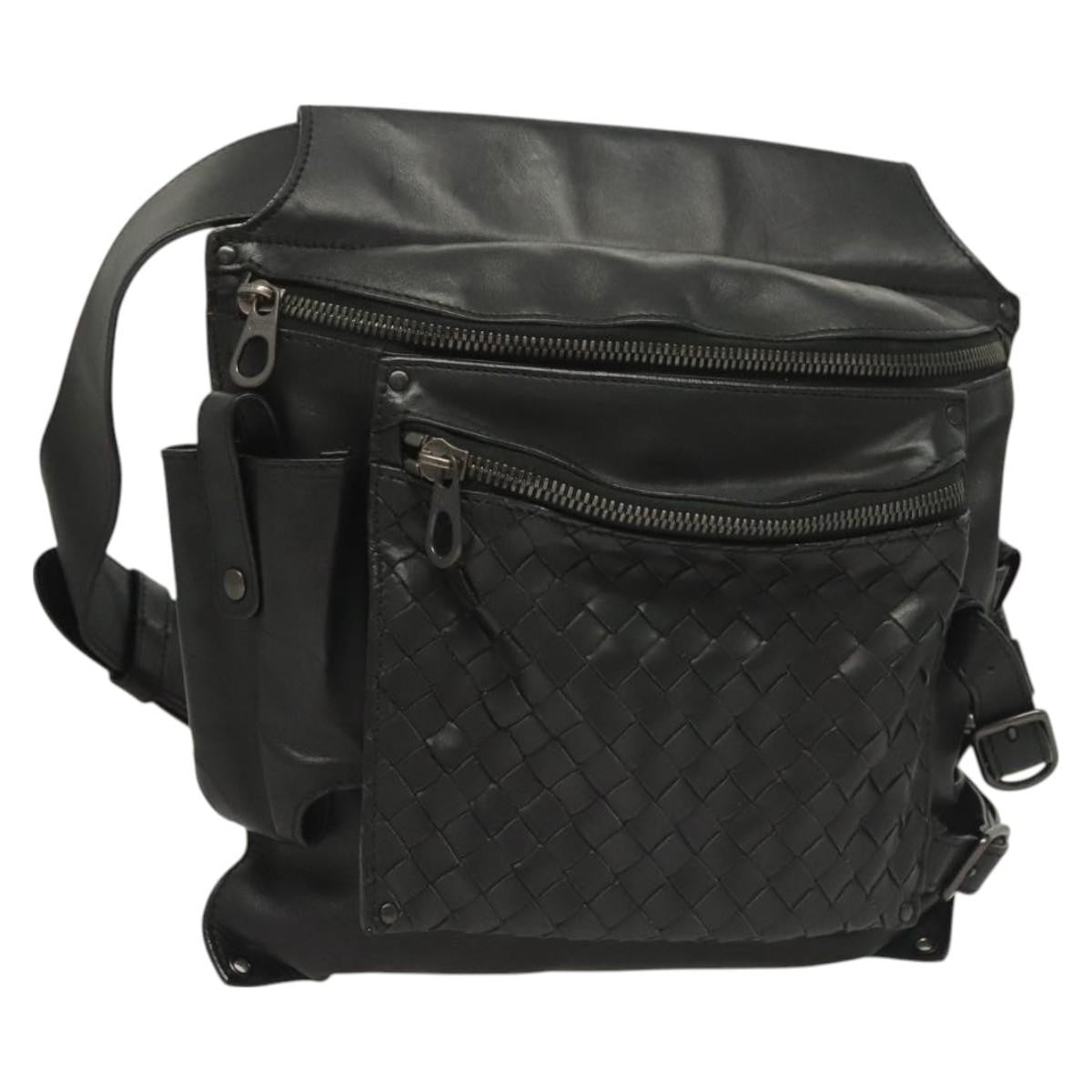 Bottega Veneta Utility Waist Bag Leather with Intrecciato, BLACK, LEATHER, Clutche & pouche