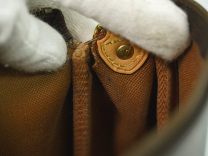 Louis Vuitton Eva Handbag Monogram Canvas, BROWN, CANVAS, Clutche & pouche