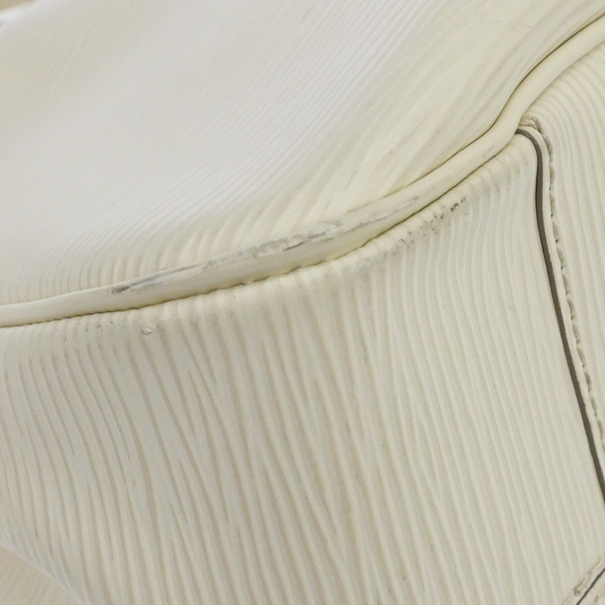 Louis Vuitton Passy Tote Epi Leather, White, Leather, Handbag