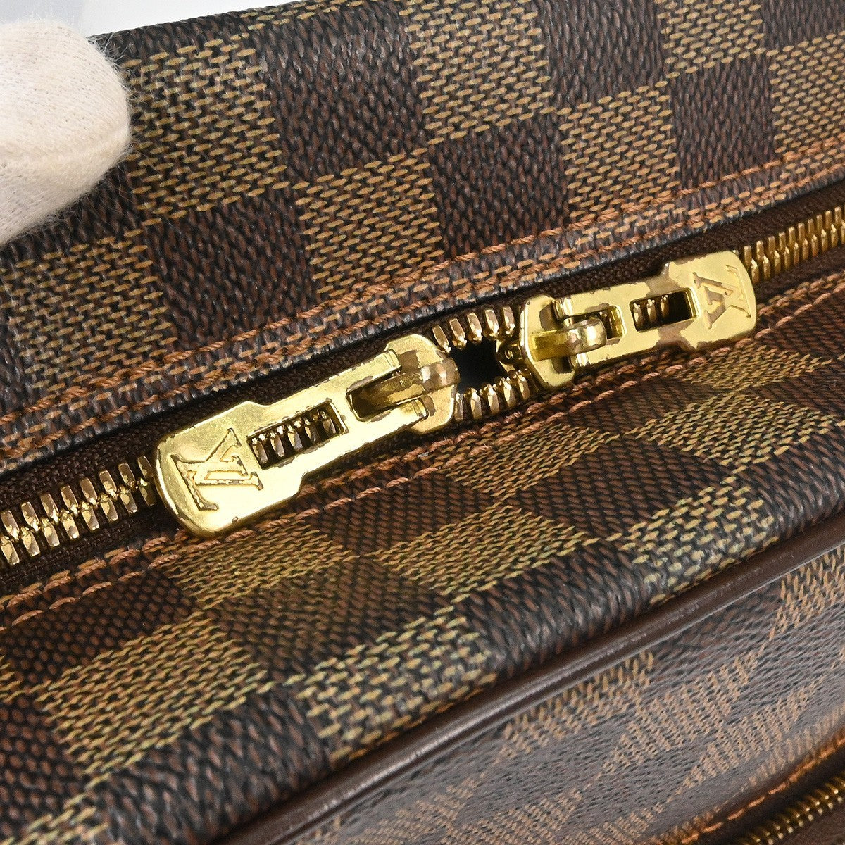 Louis Vuitton Olav Handbag Damier, Brown, Canvas, Shoulder Bag