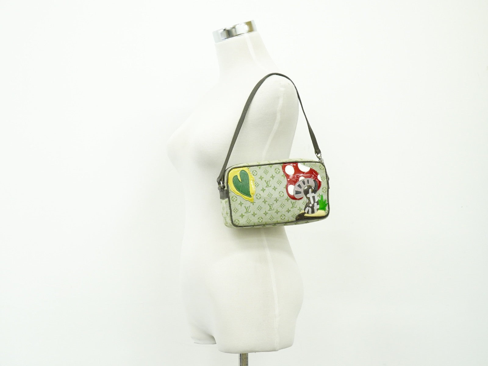 Louis Vuitton Conte De Fees Pochette Monogram Patchwork, KHAKI, CANVAS, Shoulder bag
