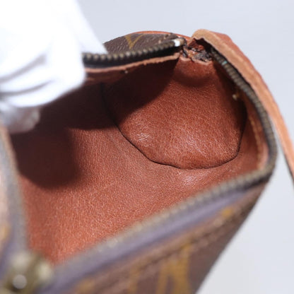 Louis Vuitton Papillon Pochette Monogram Canvas, BROWN, CANVAS, Clutche & pouche