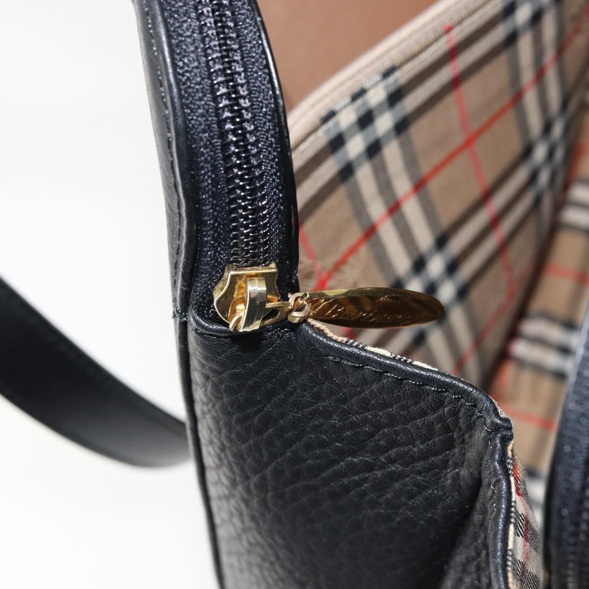 Burberry Vintage Shoulder Bag Leather, BLACK, LEATHER, Shoulder bag