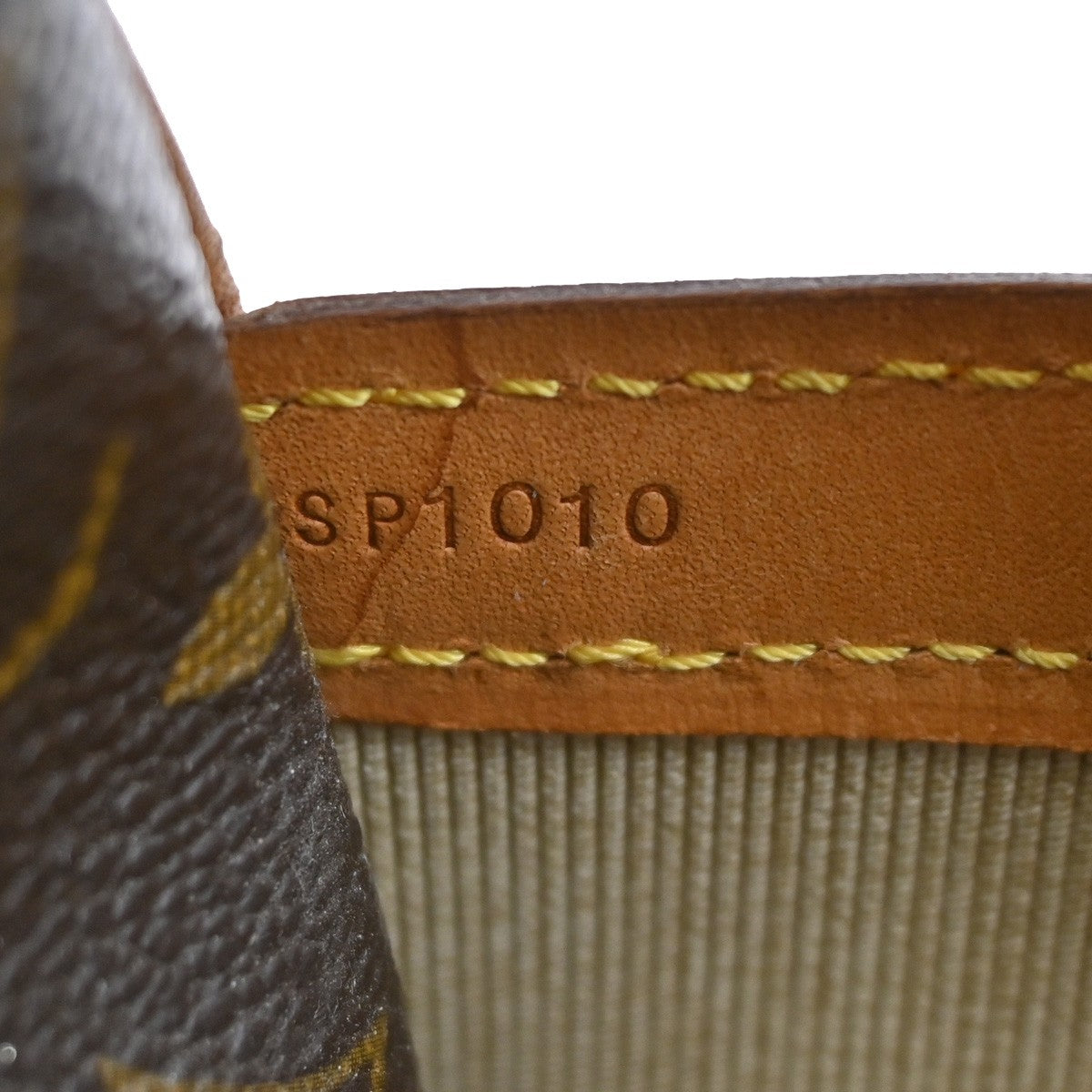 Louis Vuitton Reporter Bag Monogram Canvas, BROWN, CANVAS, Crossbody bag