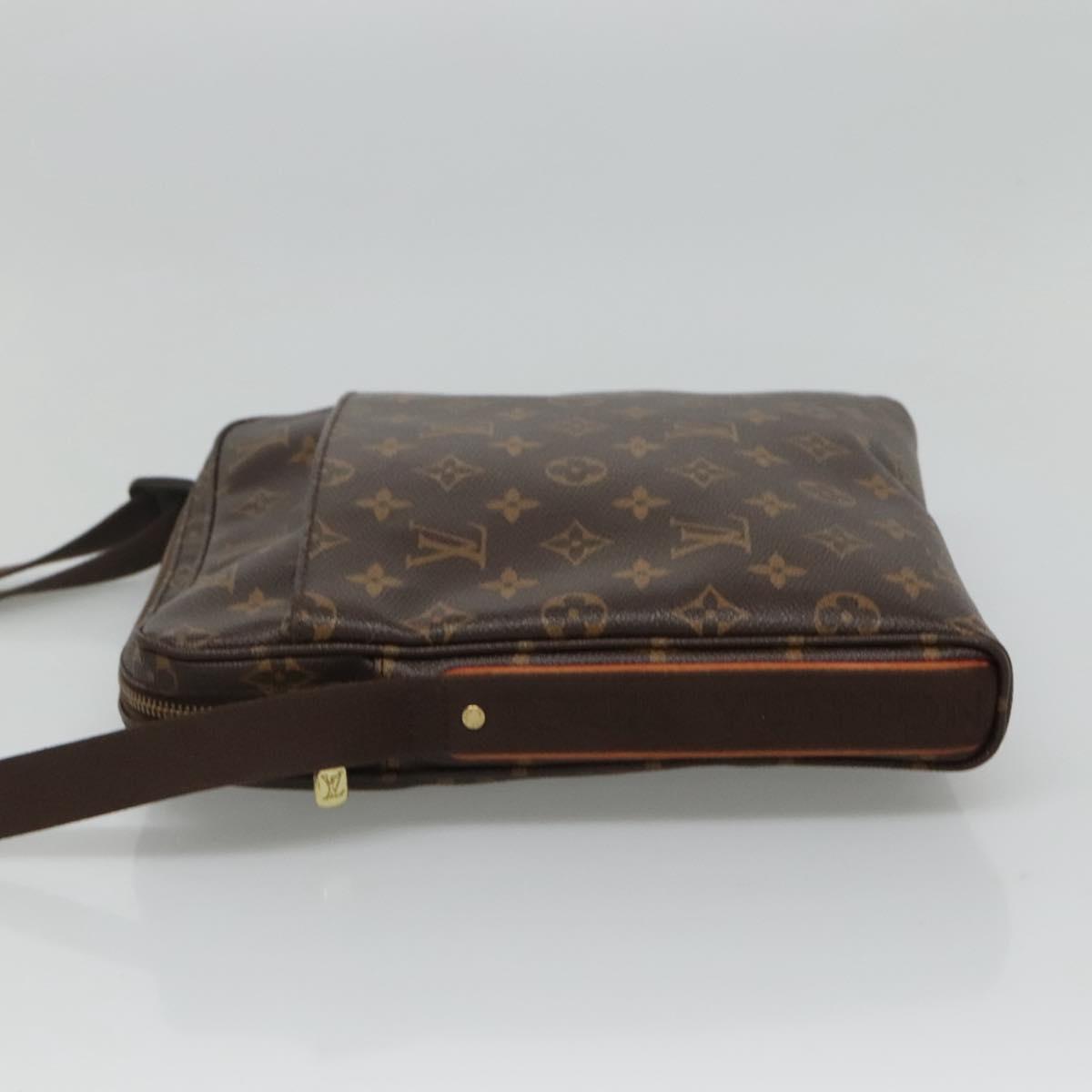 Louis Vuitton Trotteur Beaubourg Handbag Monogram Canvas, BROWN, CANVAS, Handbag
