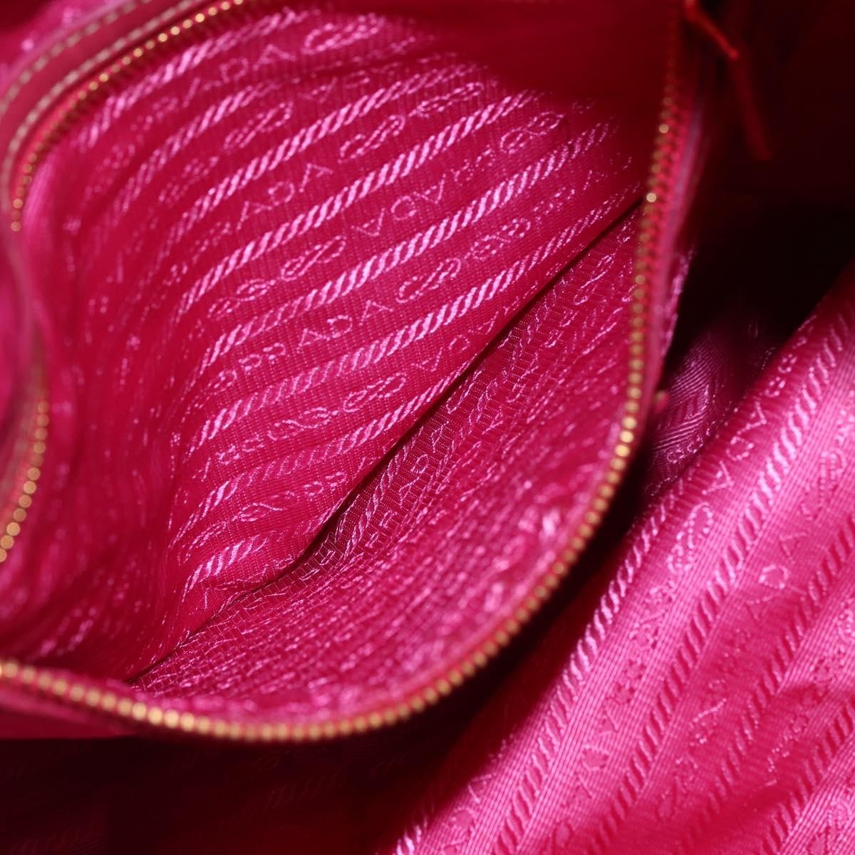 Prada Logo Drawstring Tote Tessuto, PINK, NYLON, Tote bag