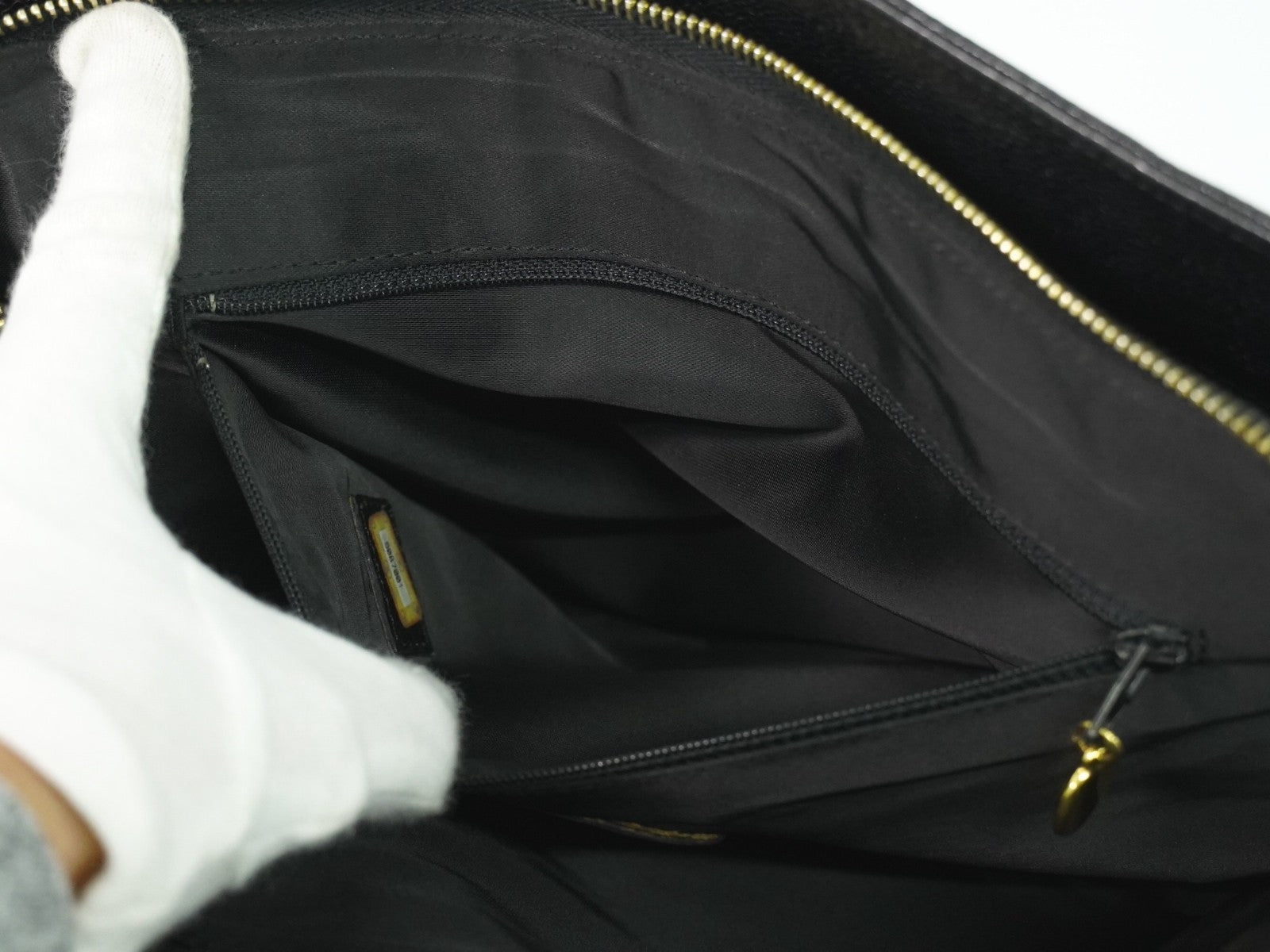 Chanel Vintage Logo Chain Tote Caviar, BLACK, LEATHER, Tote bag