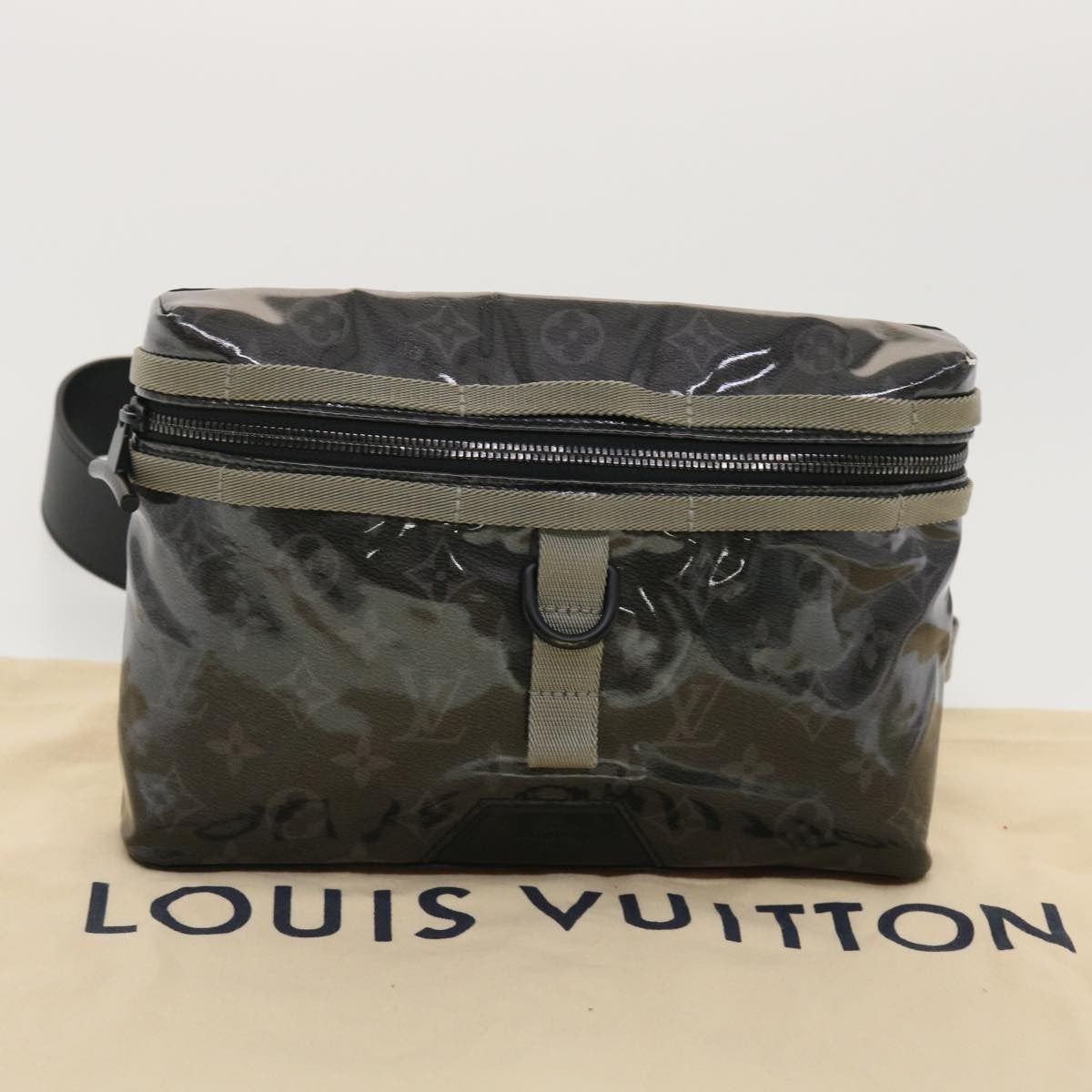 Louis Vuitton Messenger Bag Limited Edition Monogram Eclipse Glaze Canvas, Black, Canvas, Shoulder Bag