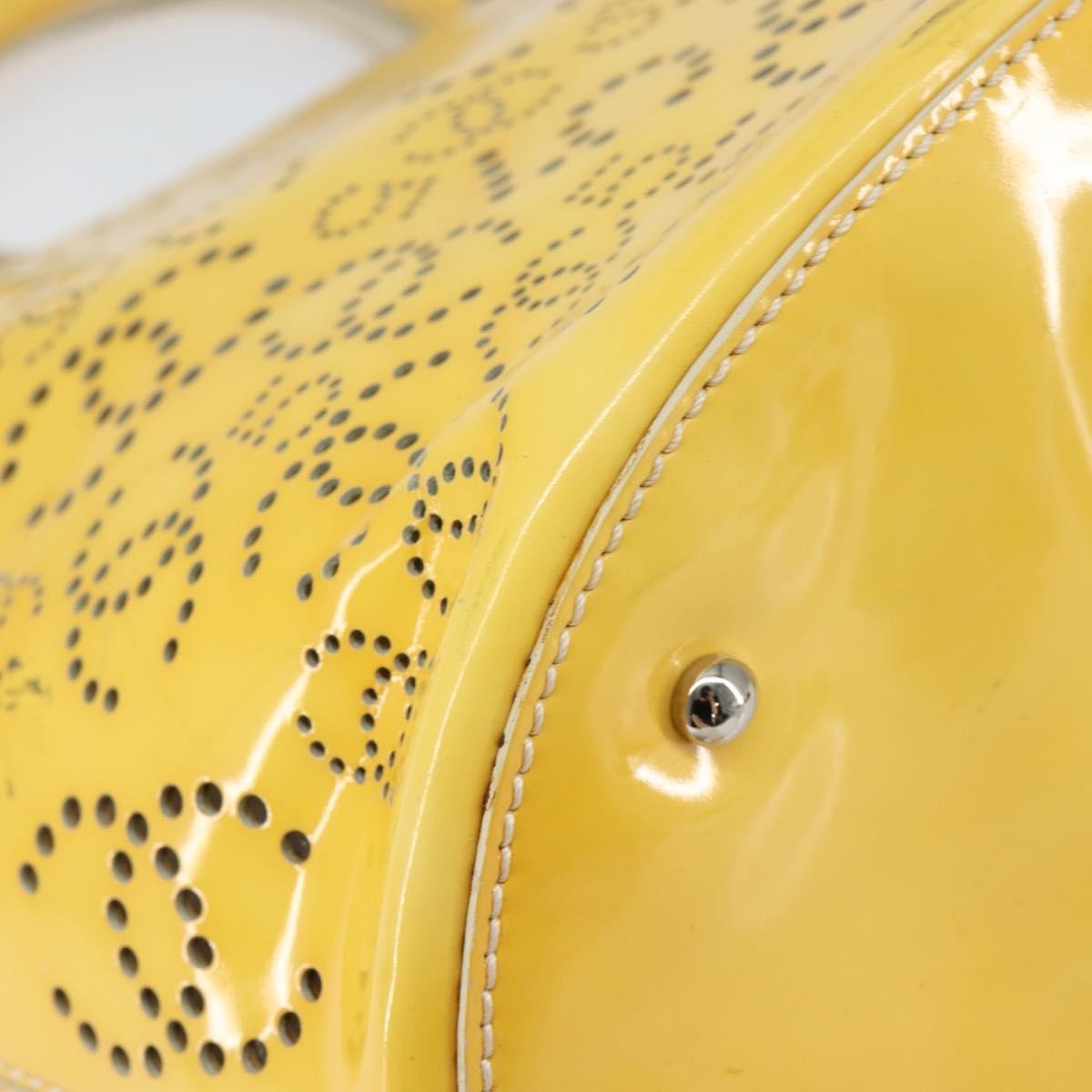 Chanel CC No.5 Shopping Tote Perforated Patent, YELLOW, PATENT_LEATHER, Tote bag
