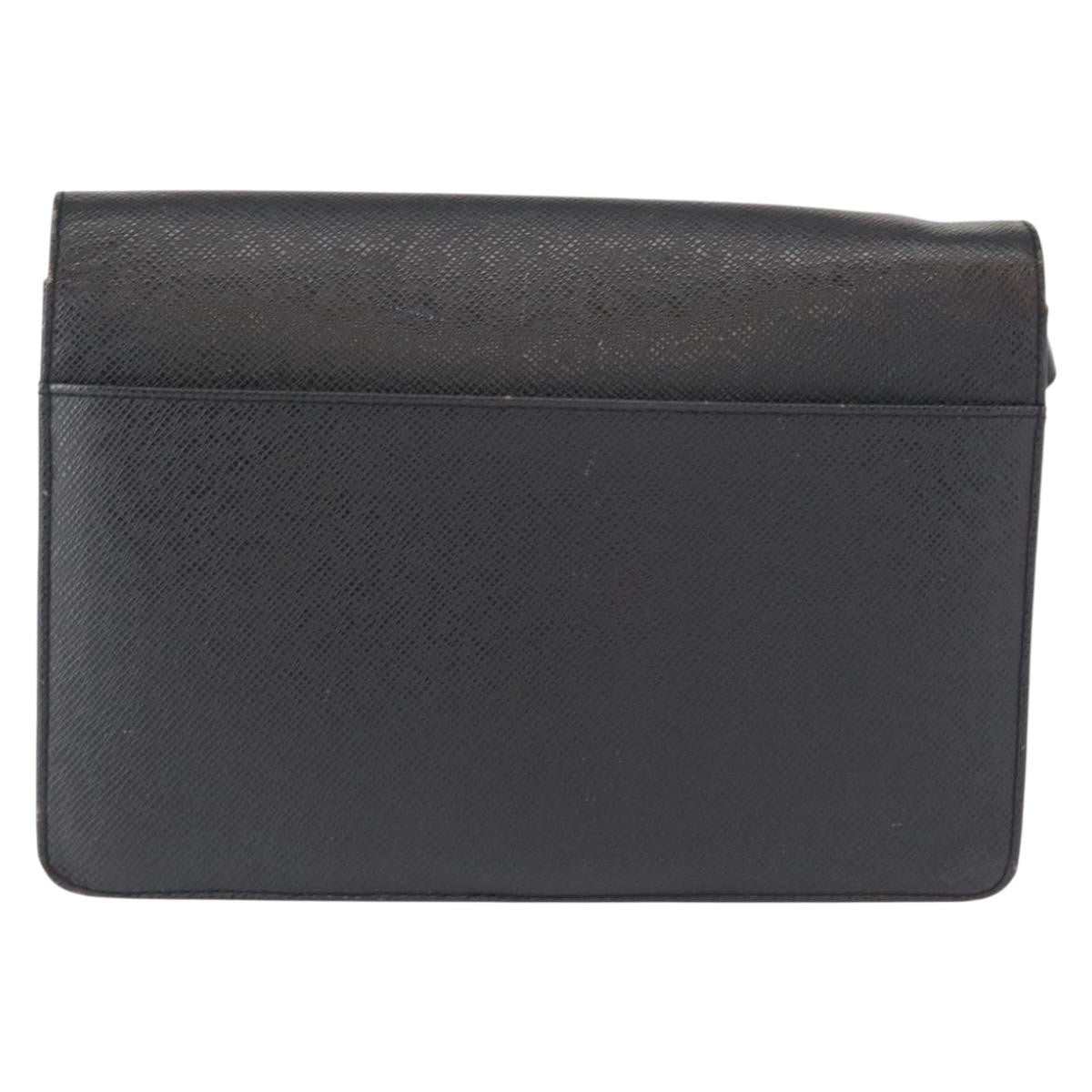 Louis Vuitton Selenga Pochette Taiga Leather, GRAY, LEATHER, Clutche & pouche