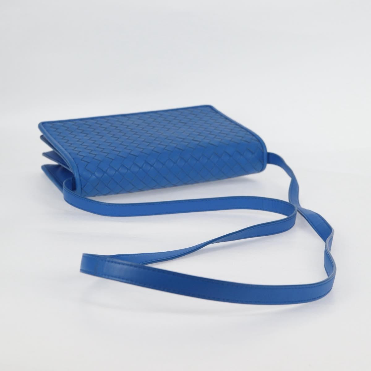 Bottega Veneta Clip Flap Bag Leather, Blue, Leather, Shoulder Bag
