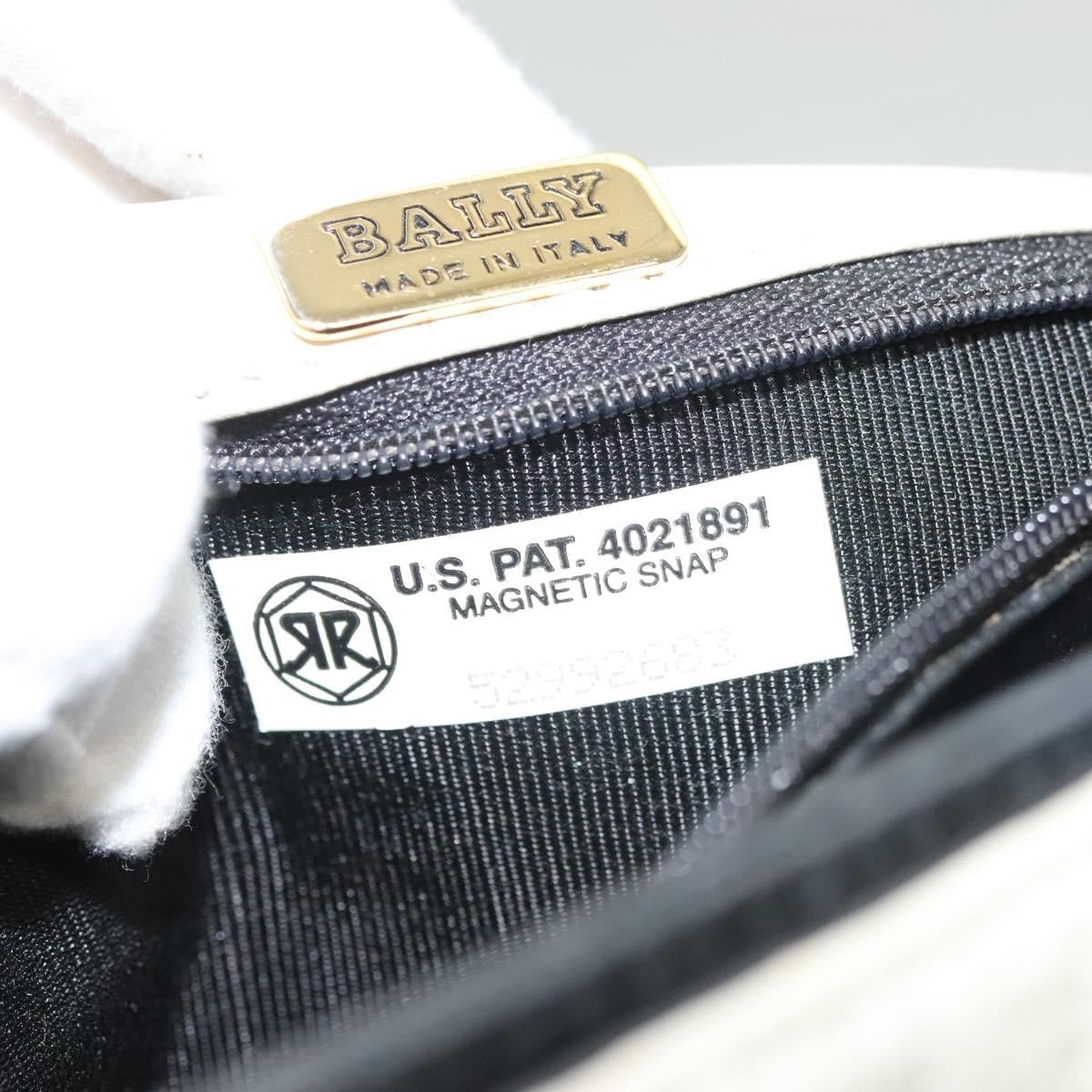 Bally Vintage Chain Shoulder Bag Quilted Leather, WHITE, LEATHER, Shoulder bag