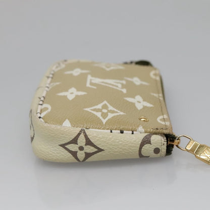 Louis Vuitton Mini pochette accessoire Limited edition Monogram canvas, GREEN, CANVAS, Clutche & pouche