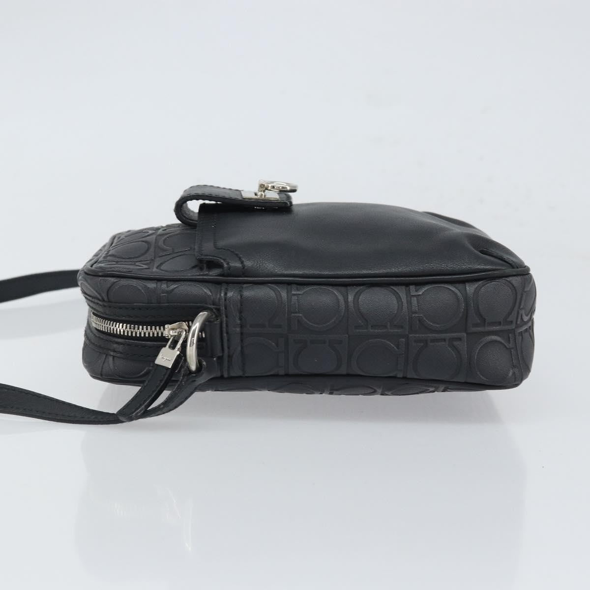 Salvatore Ferragamo Gancini Shoulder Bag Leather, BLACK, LEATHER, Shoulder bag