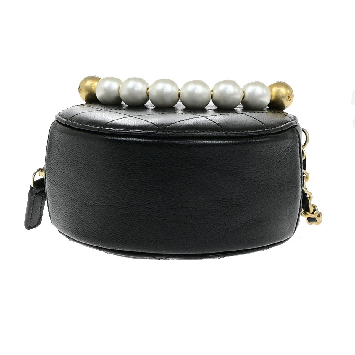 Chanel Chic Pearls Round Clutch with Chain Quilted Lambskin, BLACK, LEATHER, Shoulder bag