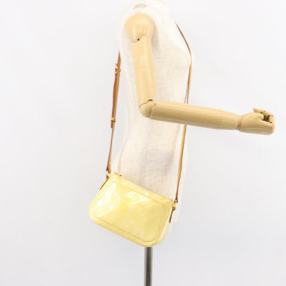 Louis Vuitton Minna Street Handbag Monogram Vernis, YELLOW, PATENT_LEATHER, Shoulder bag