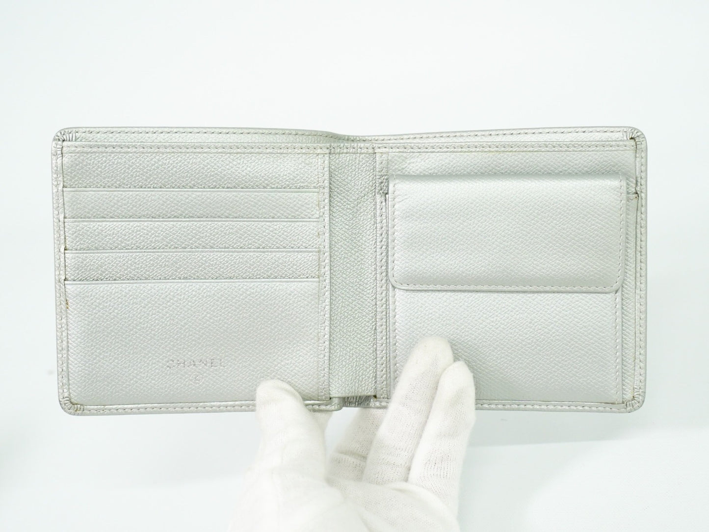 Chanel Coco bouton wallet Leather, SILVER, LEATHER, Wallets