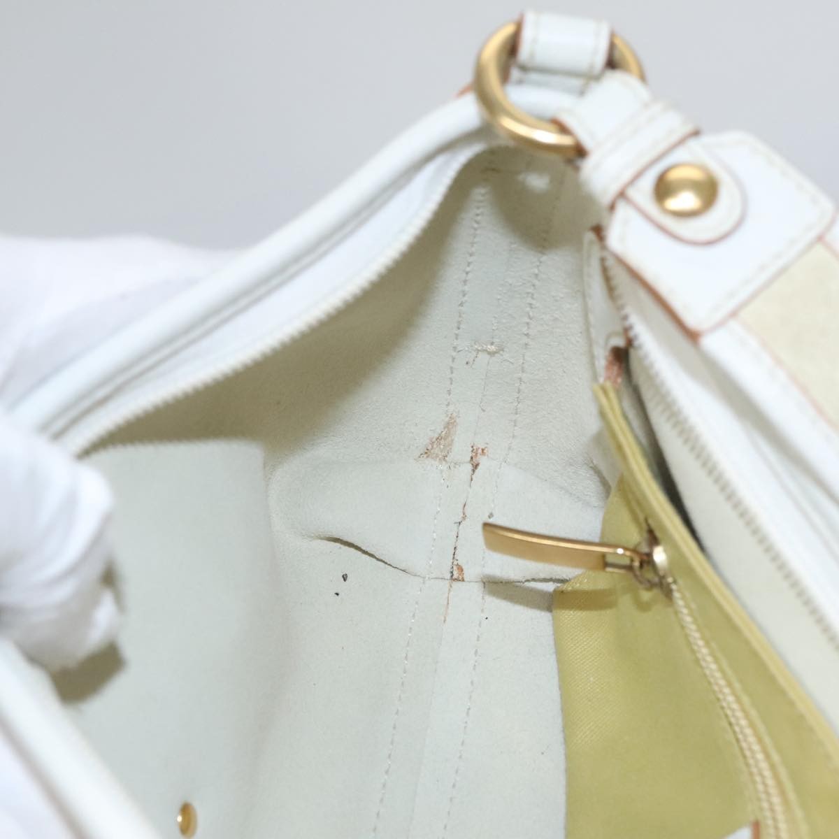 Salvatore Ferragamo Gancini Shoulder Bag Leather, WHITE, LEATHER, Shoulder bag