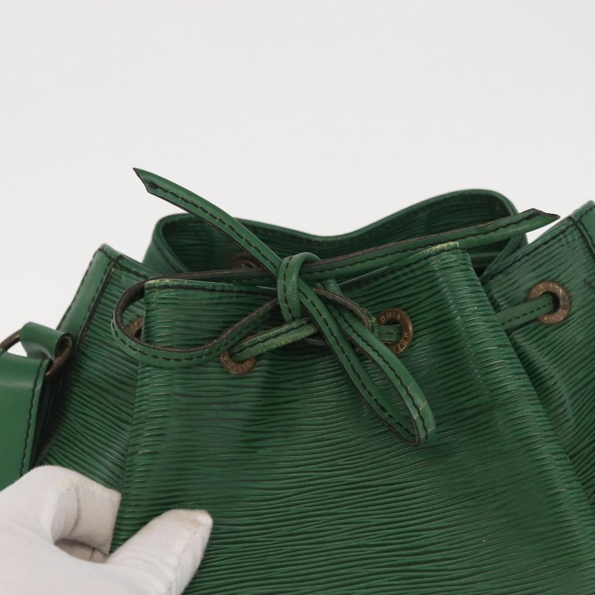 Louis Vuitton Petit Noe Handbag Epi Leather, GREEN, LEATHER, Shoulder bag