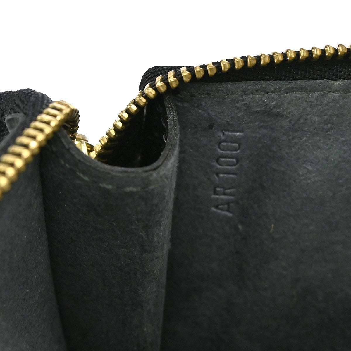 Louis Vuitton Pochette Accessoires Epi Leather, BLACK, LEATHER, Clutche & pouche