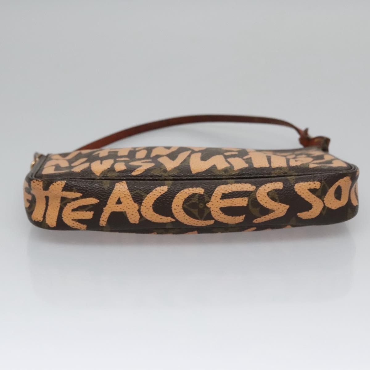 Louis Vuitton Pochette Accessoires Limited Edition Monogram Graffiti, ORANGE, CANVAS, Bag