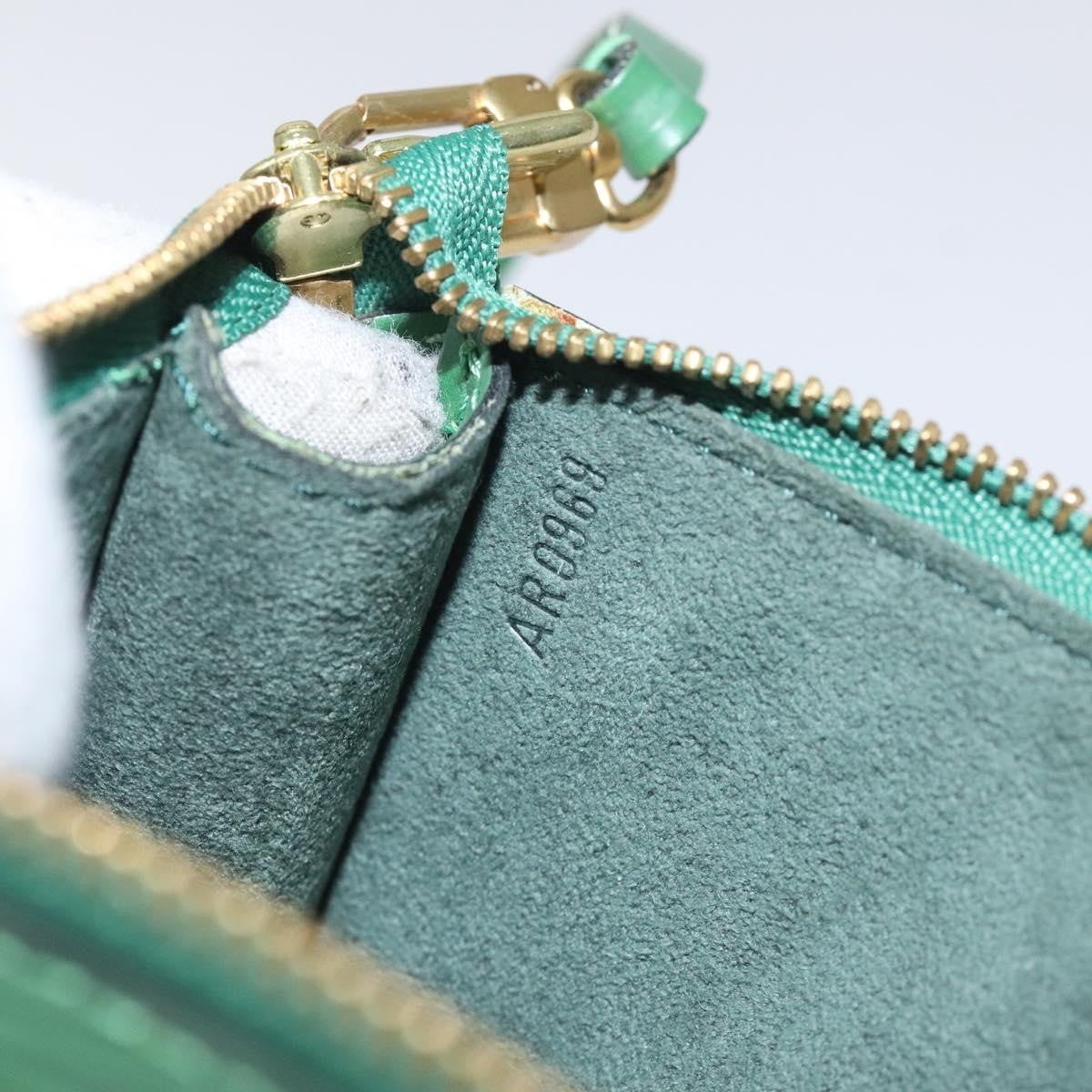 Louis Vuitton Petite Noe Handbag Monogram Canvas, GREEN, LEATHER, Clutche & pouche