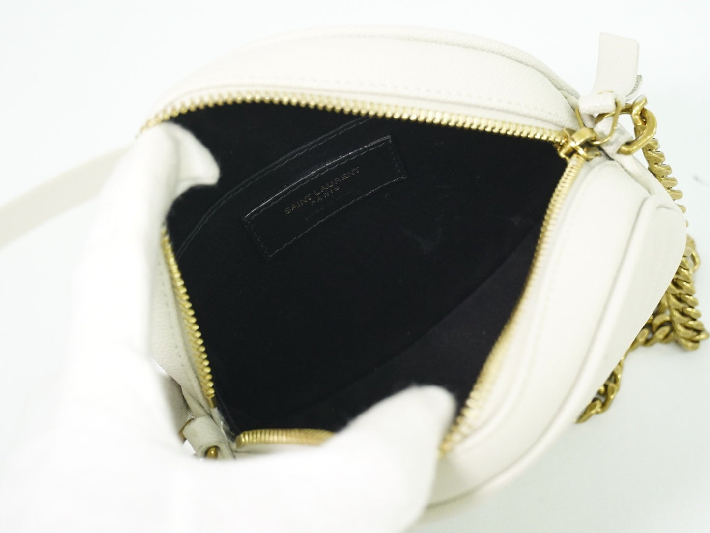Saint Laurent Vinyle Round Camera Bag Matelasse Chevron Leather, WHITE, LEATHER, Crossbody bag