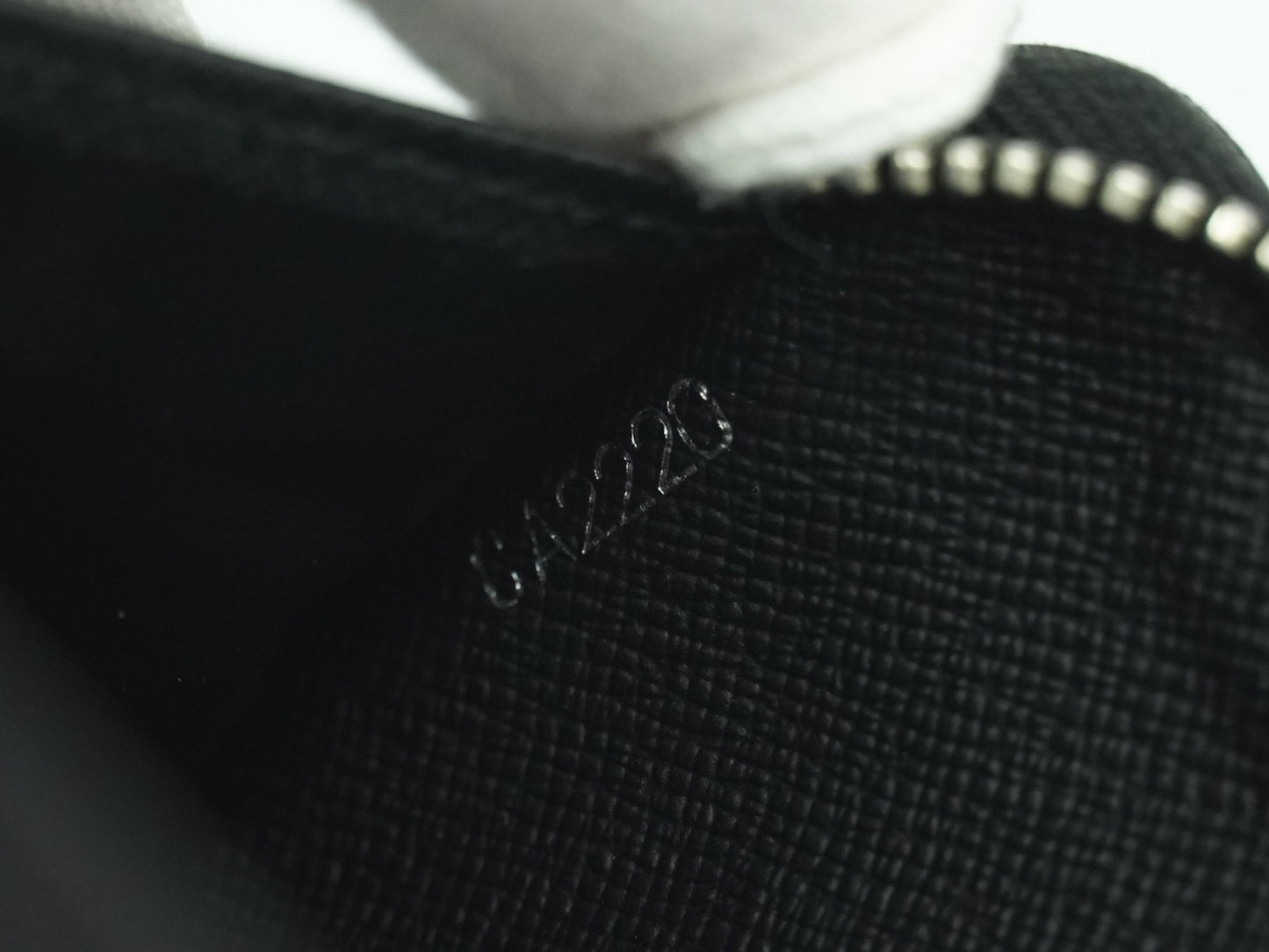 Louis Vuitton Zippy Organizer Taiga Leather, BLACK, LEATHER, Wallets