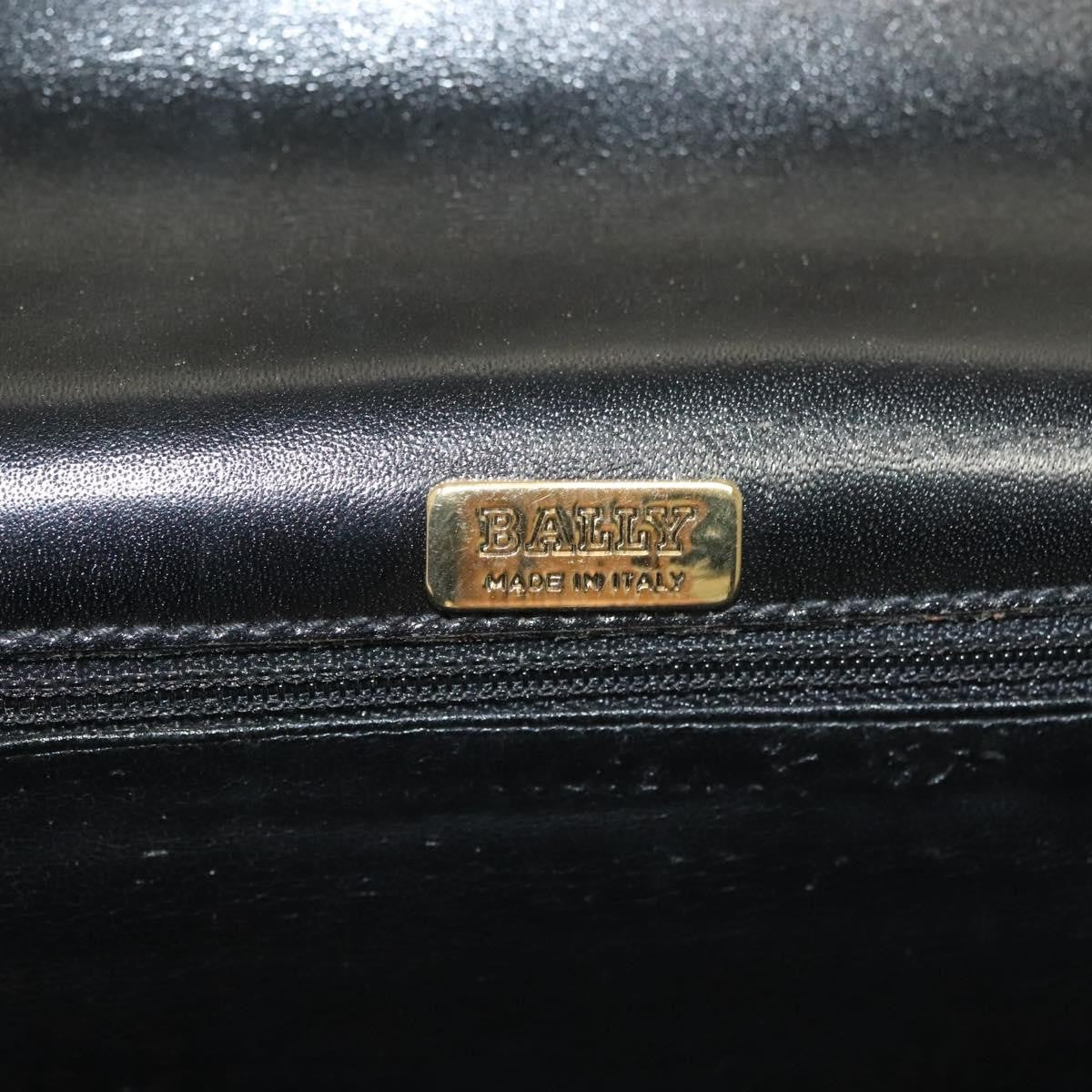 Bally Vintage Chain Shoulder Bag Quilted Leather, BLACK, LEATHER, Shoulder bag